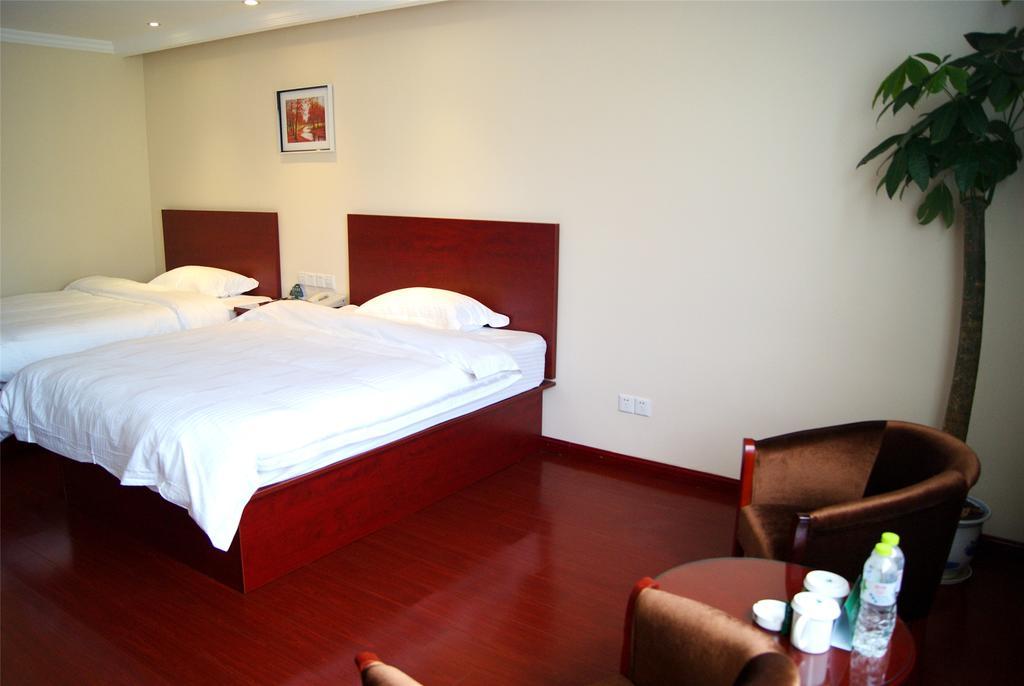 Greentree Zhujing Business Shanghai