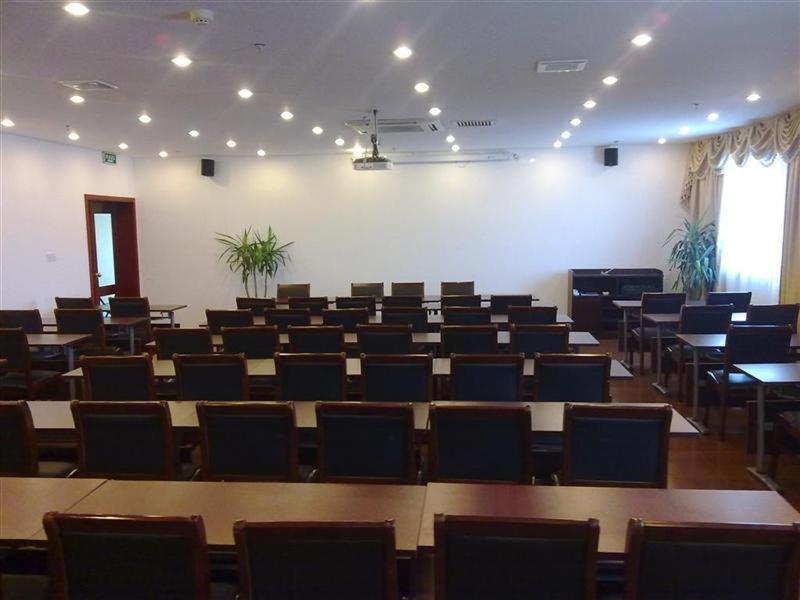 Greentree Zhujing Business 3* Shanghai